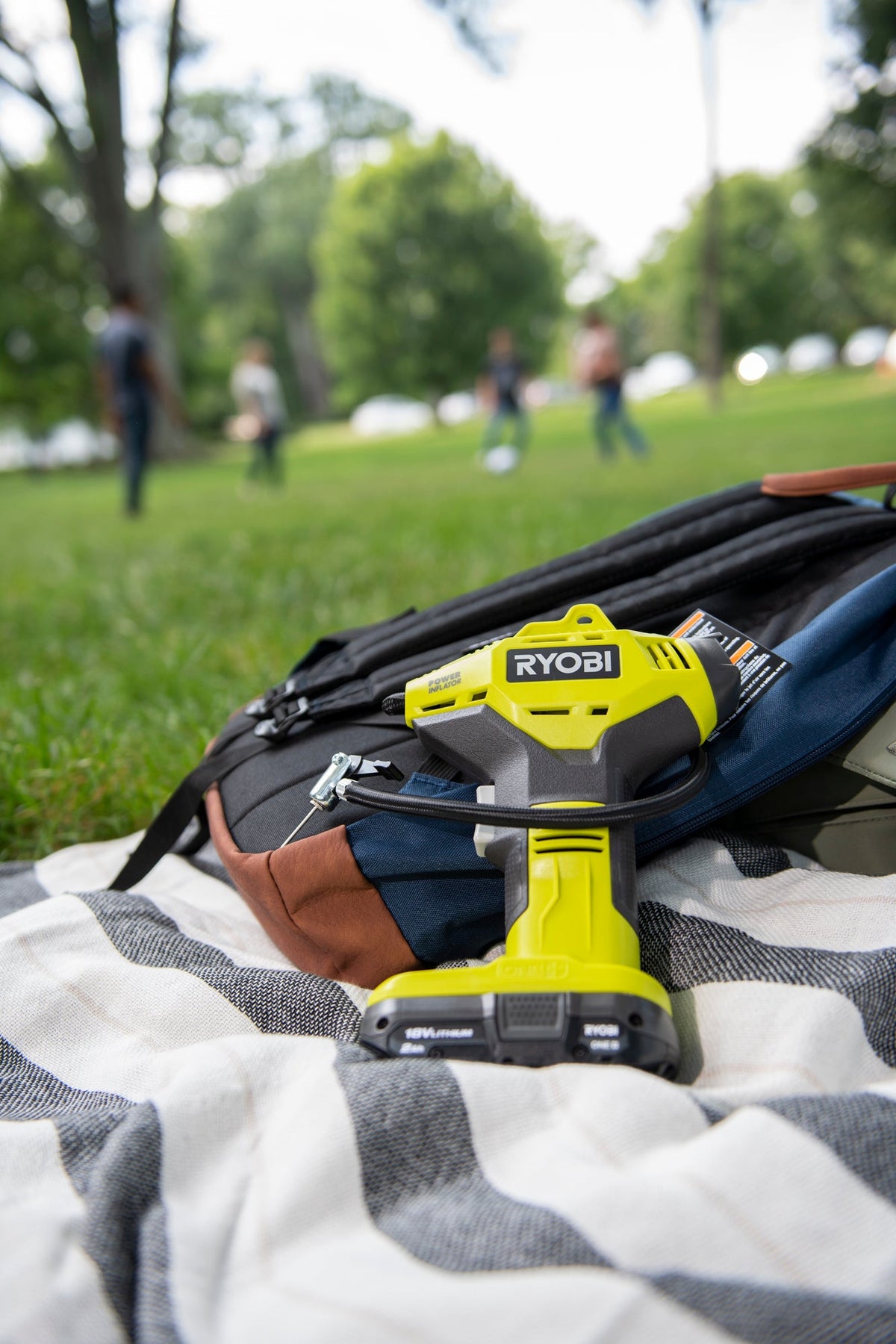 18V ONE+ High Volume Power Inflator Image 5